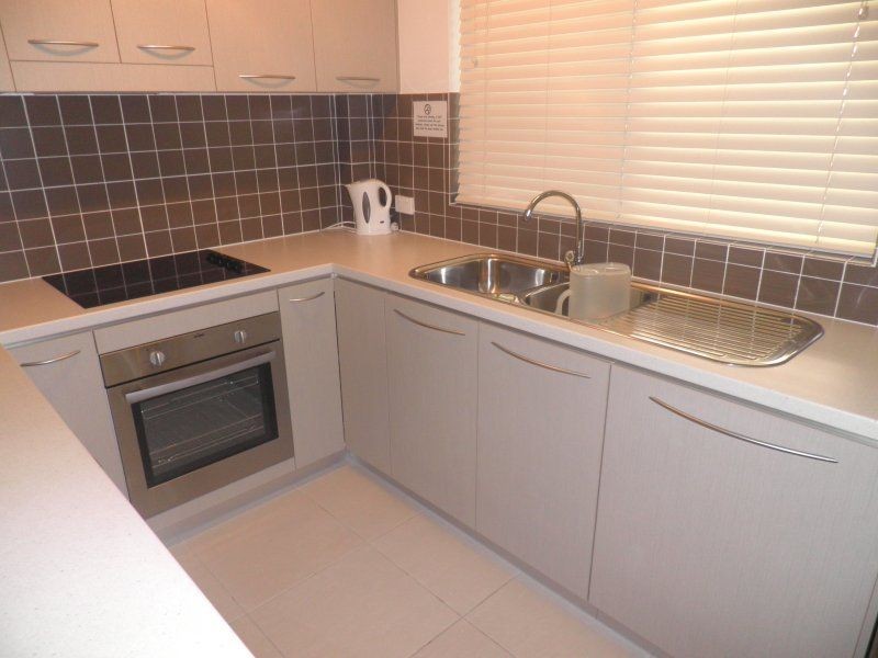 2/13 Headland Esplanade, Kings Beach QLD 4551