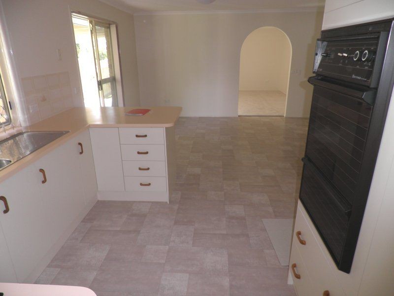 18 Bellara Drive, Currimundi QLD 4551