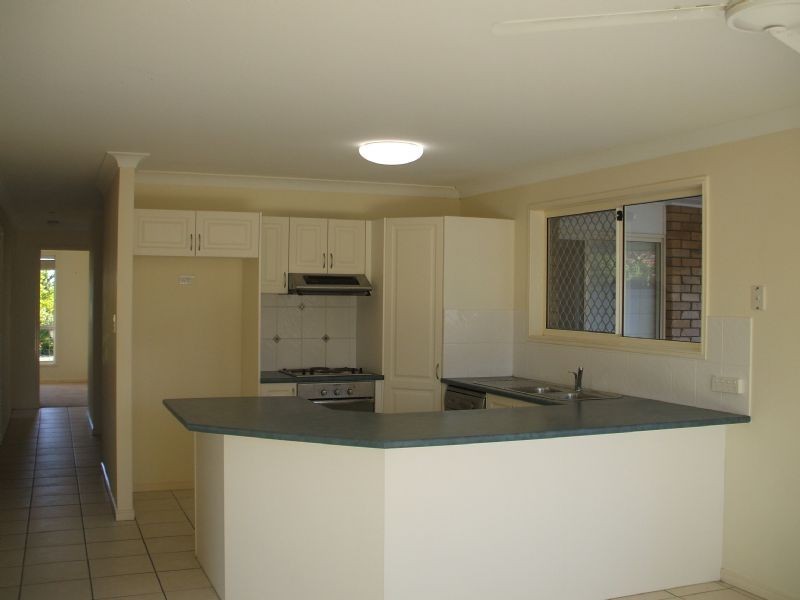 4 Clunie Street, Caloundra West QLD 4551