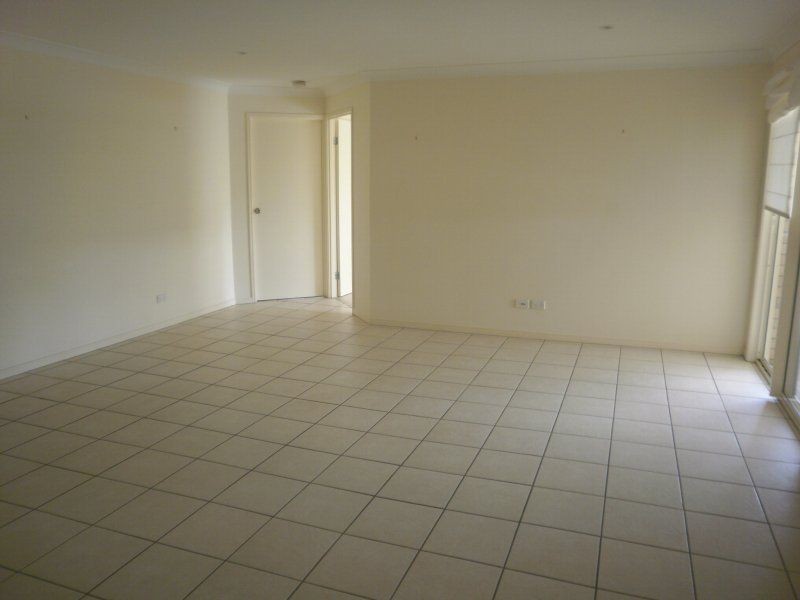 4 Clunie Street, Caloundra West QLD 4551