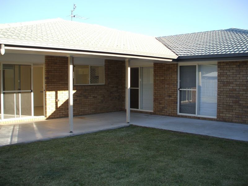 4 Clunie Street, Caloundra West QLD 4551