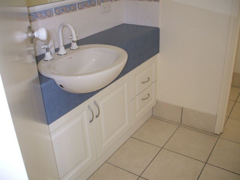 4 Clunie Street, Caloundra West QLD 4551