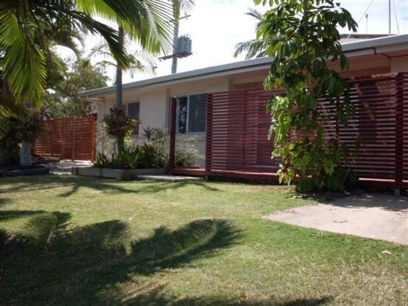 17 Lyon Street, Dicky Beach QLD 4551