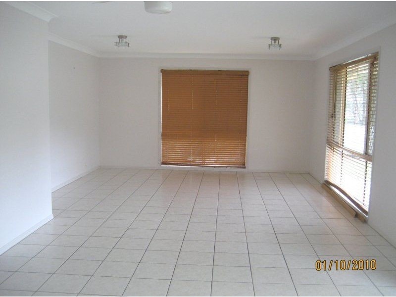 46 Gallery Place, Little Mountain QLD 4551