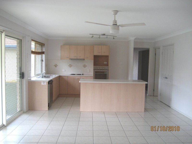 46 Gallery Place, Little Mountain QLD 4551