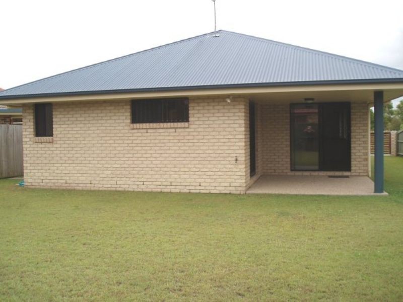 4 Rosslare Street, Caloundra West QLD 4551