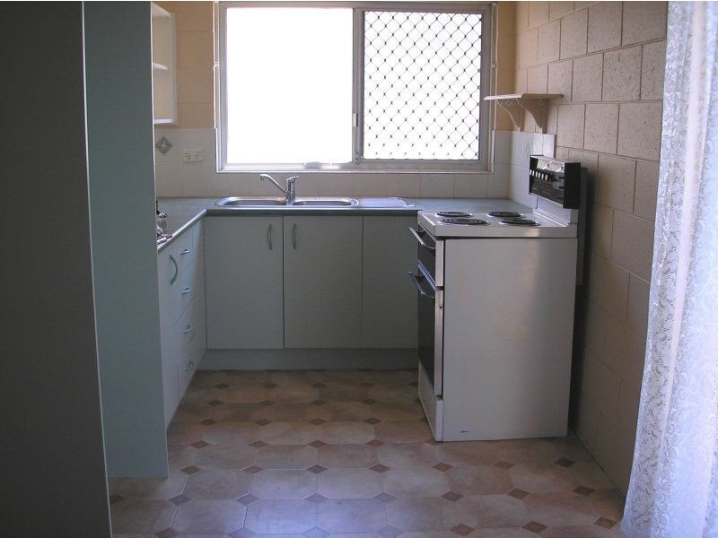 1/4 First Avenue, Caloundra QLD 4551