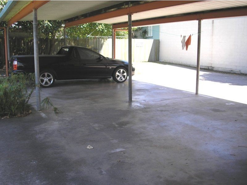 1/4 First Avenue, Caloundra QLD 4551