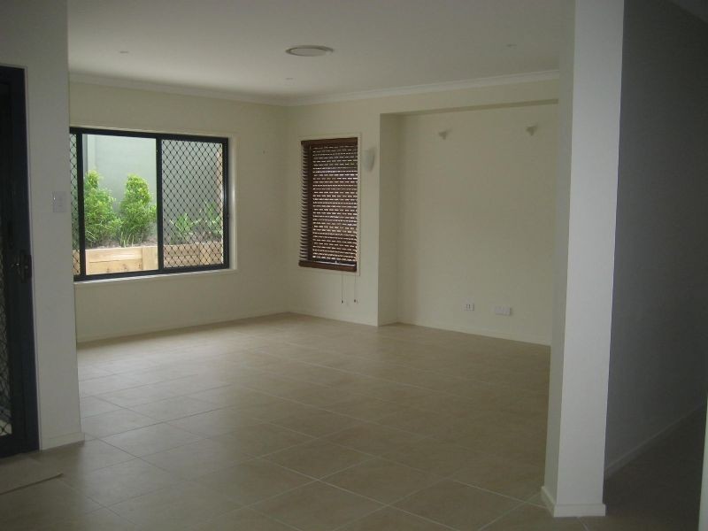 64 Frogmouth Circuit, Mountain Creek QLD 4557
