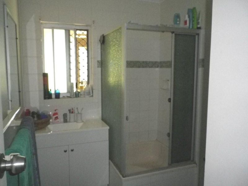 1 & 2/25 Osprey Street, Caloundra QLD 4551