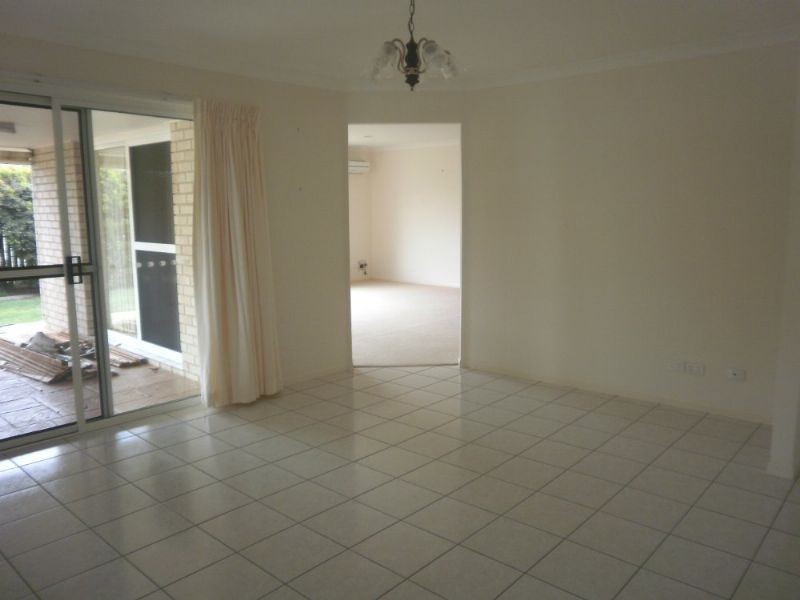 9 Sir Joseph Banks Drive, Pelican Waters QLD 4551