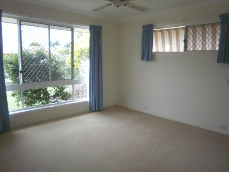 9 Sir Joseph Banks Drive, Pelican Waters QLD 4551