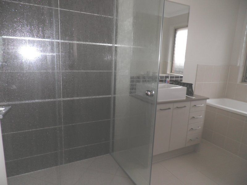 7 Eyre Street, Caloundra West QLD 4551