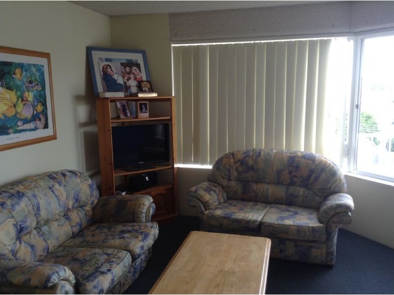 27/1 Saltair Street, Kings Beach QLD 4551