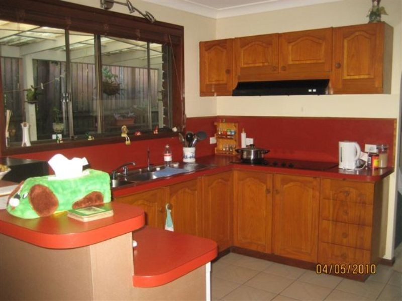 10 Mooya Street, Battery Hill QLD 4551