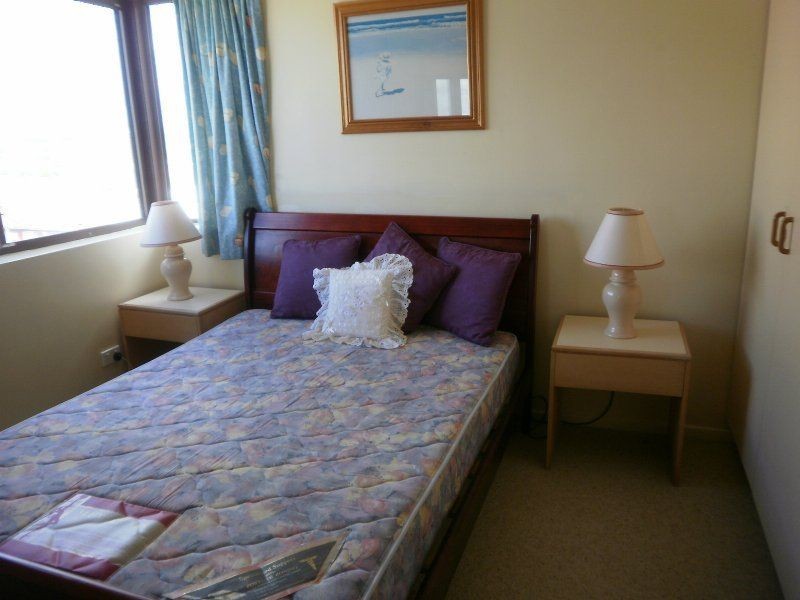 6/14 Dingle Avenue, Kings Beach QLD 4551