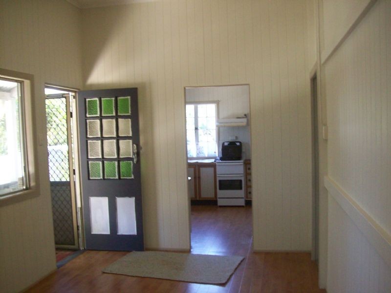 1 Macs Lane, Kallangur QLD 4503