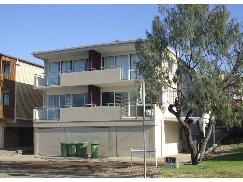 2/11 Ormonde Terrace, Kings Beach QLD 4551