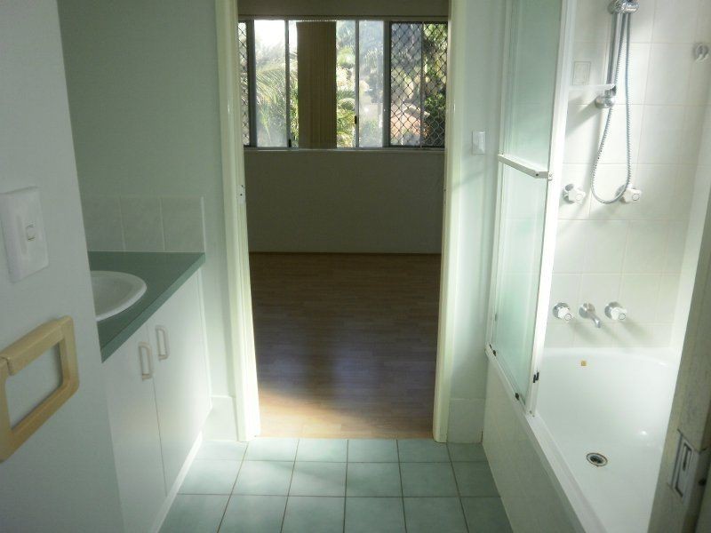 1/52 Edmund Street, Kings Beach QLD 4551