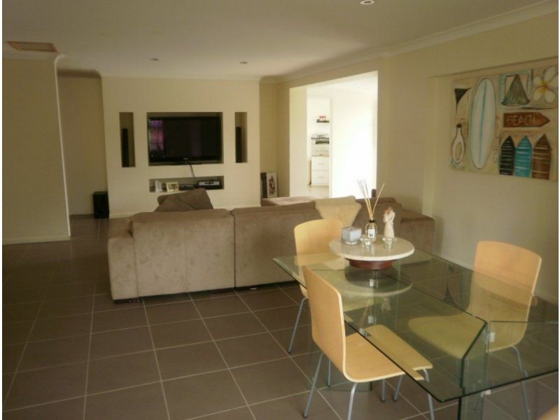 12 Sutherland Street, Dicky Beach QLD 4551
