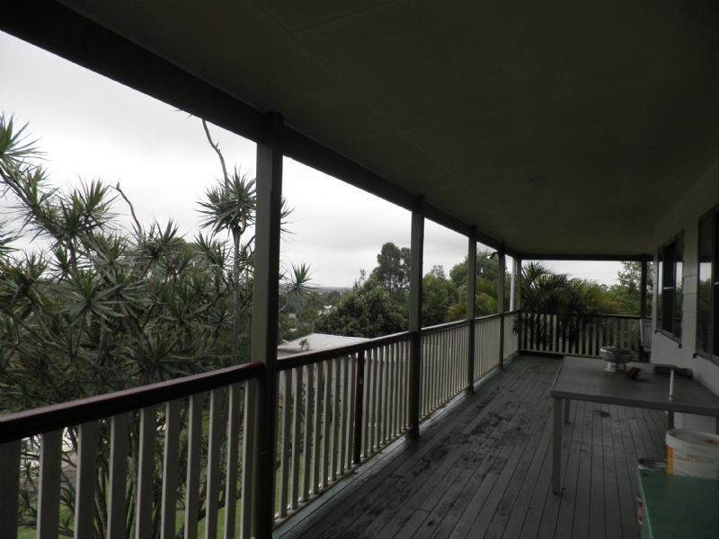 5 Ridgewood Crt, Little Mountain QLD 4551