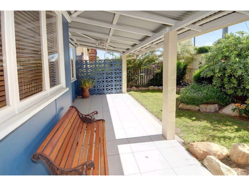 11 Minchinton Street, Caloundra QLD 4551