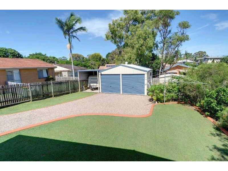 11 Minchinton Street, Caloundra QLD 4551