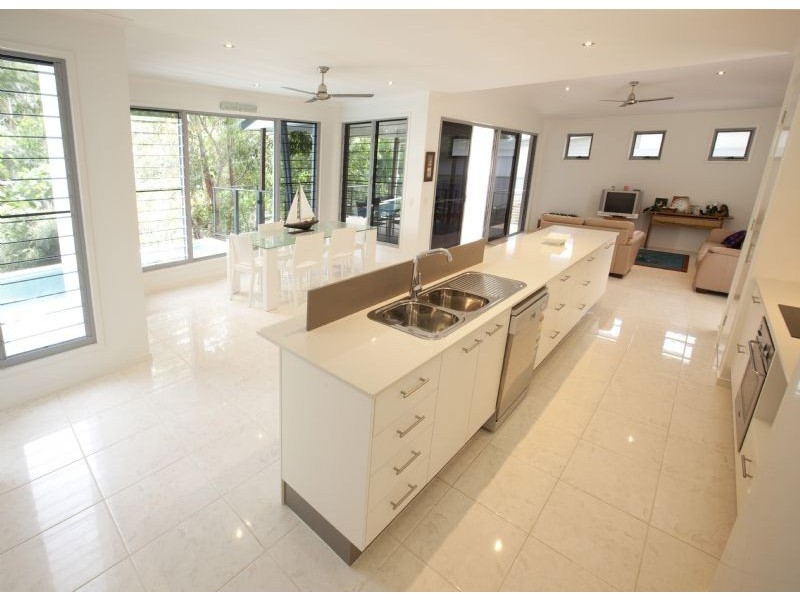4 Dicky Beach Close, Dicky Beach QLD 4551