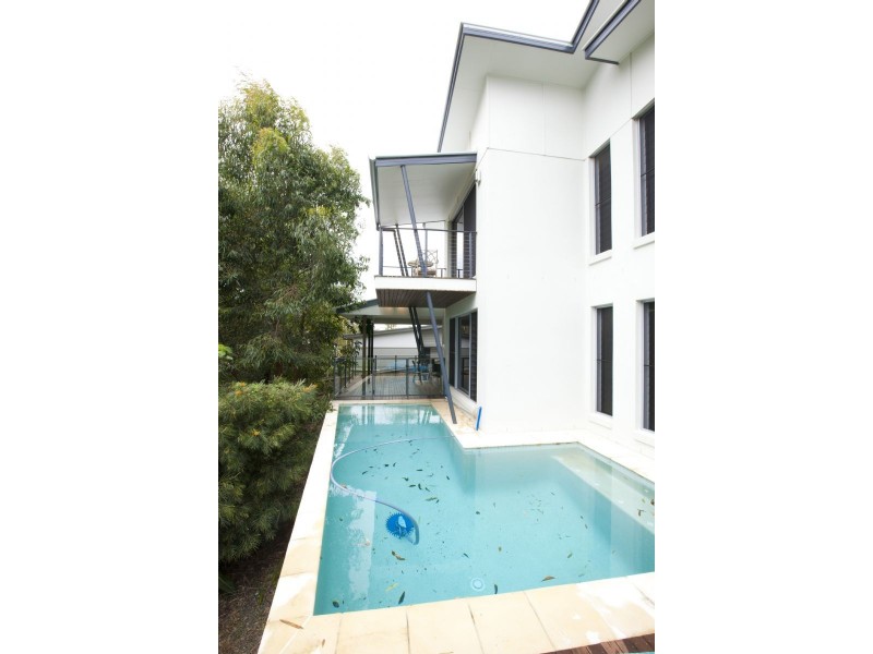 4 Dicky Beach Close, Dicky Beach QLD 4551