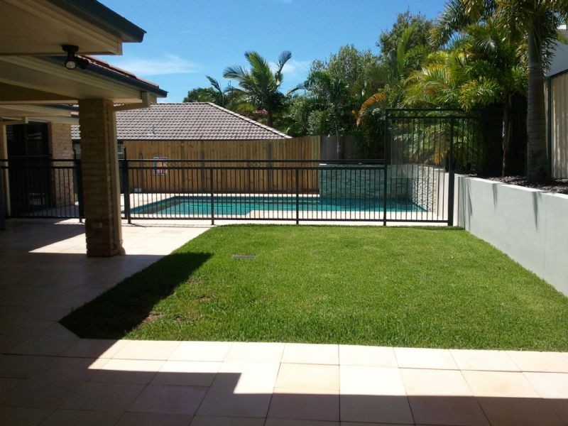 33 Bellveue Drive, Little Mountain QLD 4551