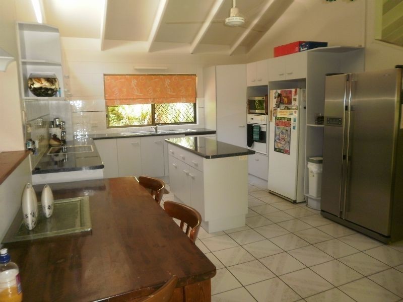 9 Theodore Court, Moffat Beach QLD 4551