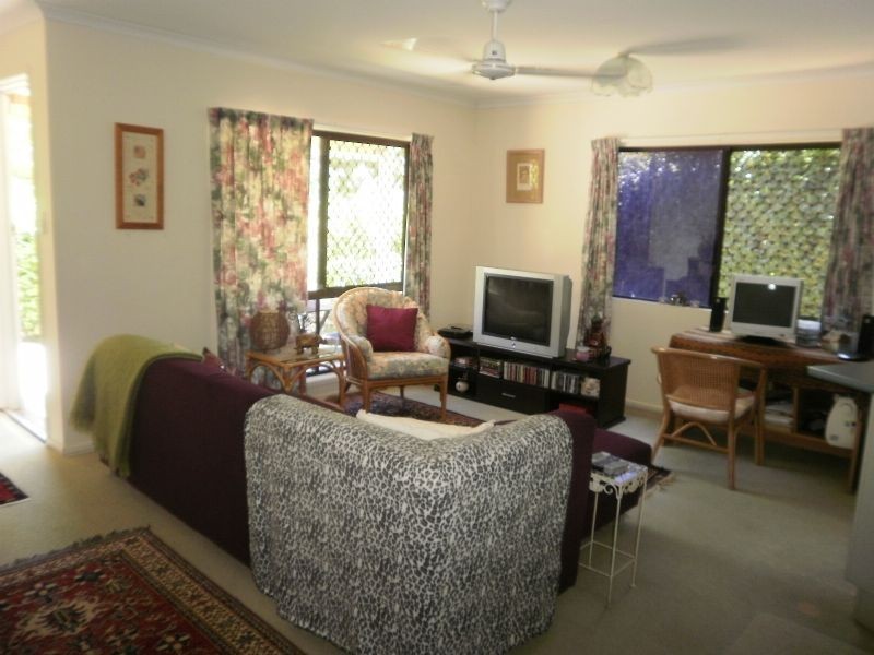 9 Theodore Court, Moffat Beach QLD 4551