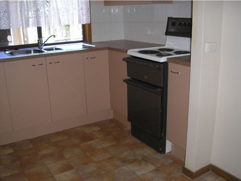 7 Ilaroo Crescent, Warana QLD 4575