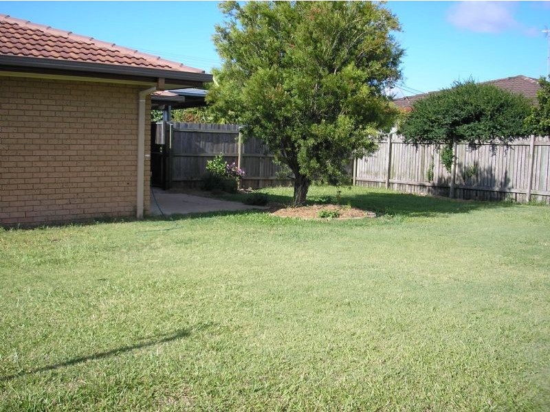 7 Ilaroo Crescent, Warana QLD 4575