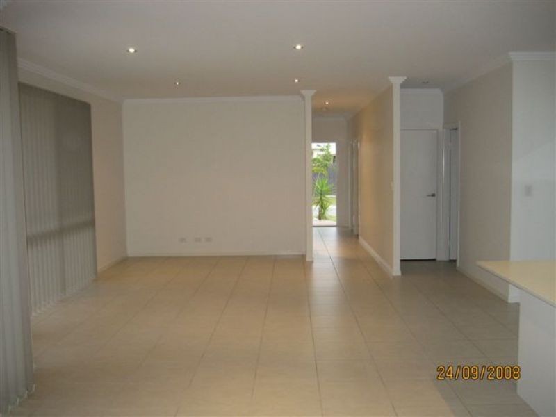 22 Griffin Crescent, Caloundra West QLD 4551