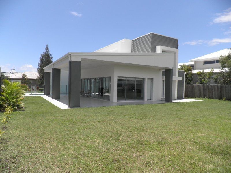 11 Columba Place, Pelican Waters QLD 4551