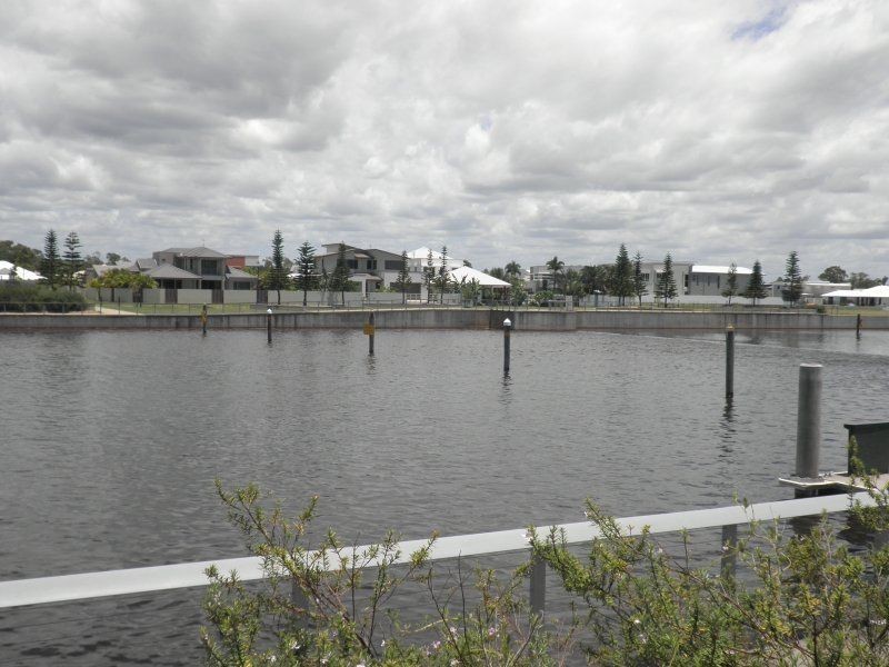 11 Columba Place, Pelican Waters QLD 4551