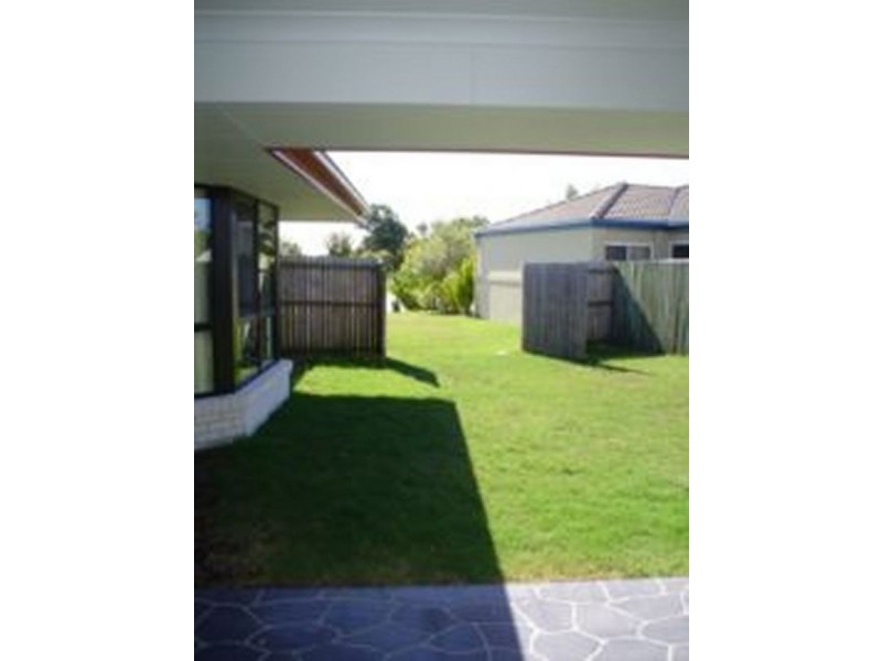 18 Agincourt Street, Pelican Waters QLD 4551