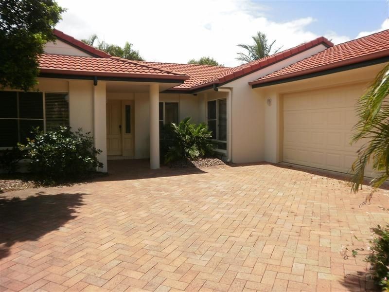 6 Otter Court, Pelican Waters QLD 4551