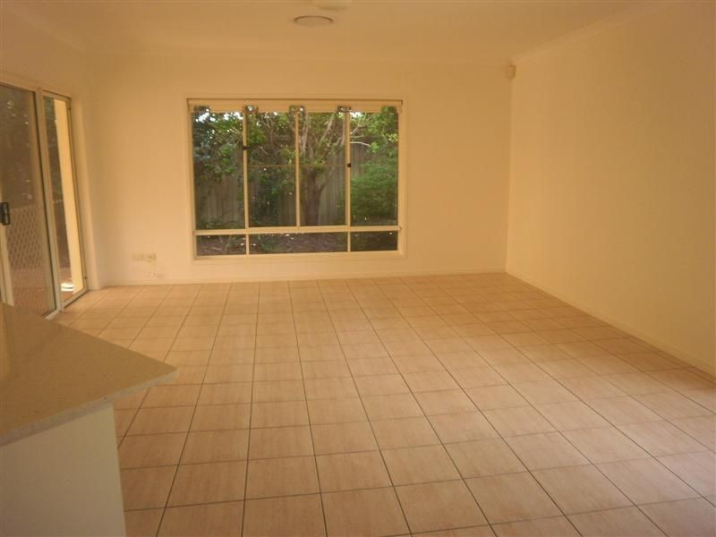 6 Otter Court, Pelican Waters QLD 4551