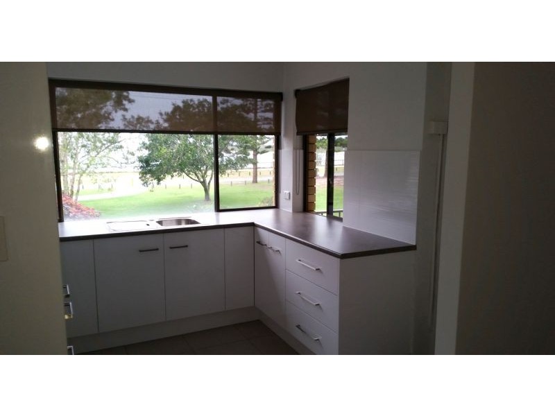 4/21 Landsborough Parade, Golden Beach QLD 4551