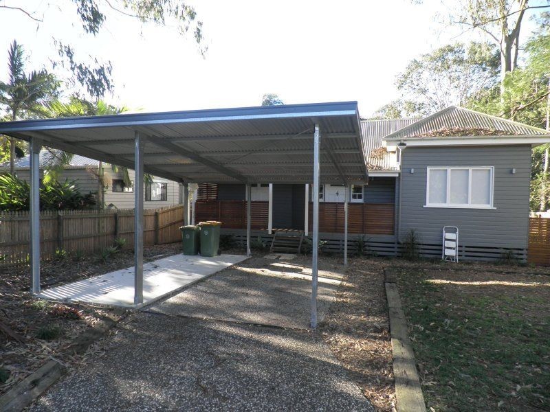 13 Montrose Street, Beerwah QLD 4519