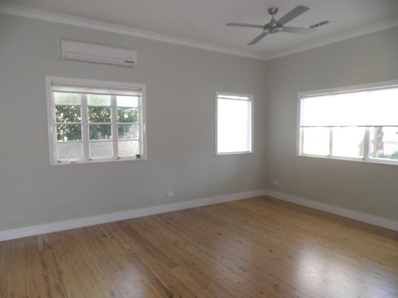 13 Montrose Street, Beerwah QLD 4519