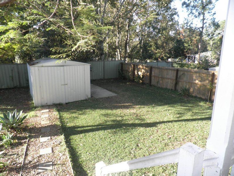 13 Montrose Street, Beerwah QLD 4519