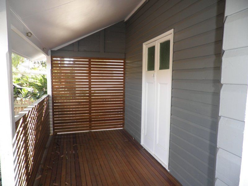 13 Montrose Street, Beerwah QLD 4519