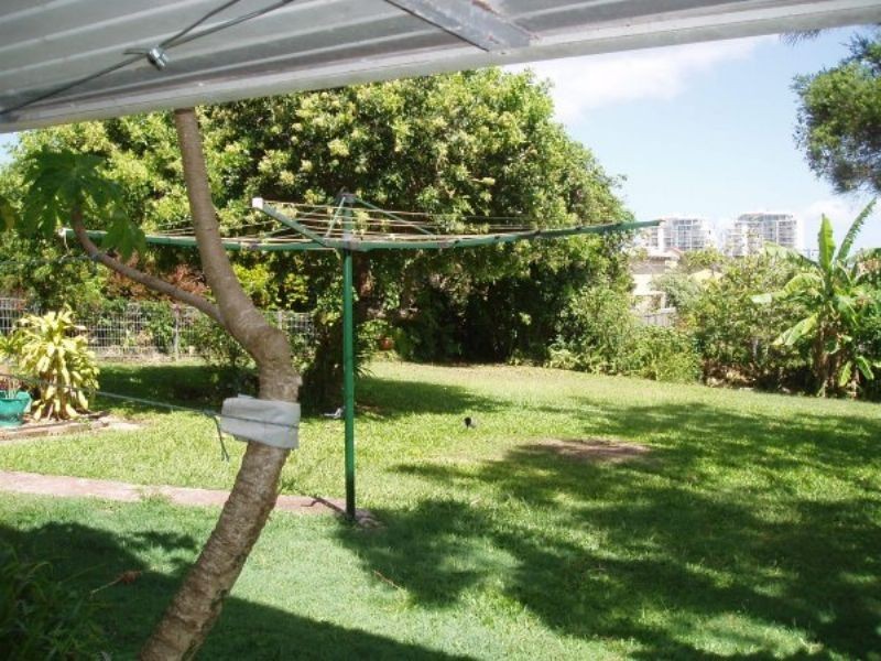 18 Arthur Street, Caloundra QLD 4551