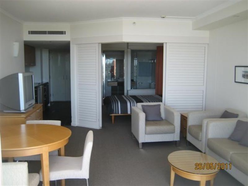427/38 Mahogany Drive, Pelican Waters QLD 4551