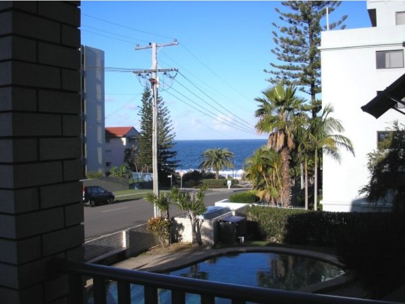 7/14 Moreton Parade, Kings Beach QLD 4551