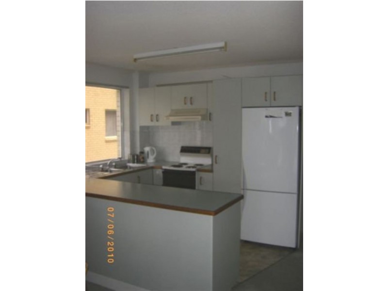 1/58 Esplanade, Golden Beach QLD 4551