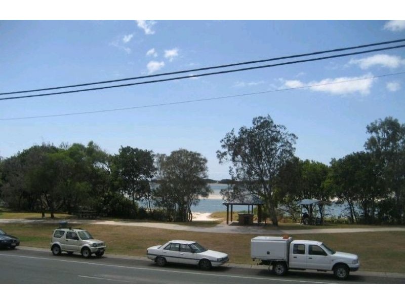 1/58 Esplanade, Golden Beach QLD 4551